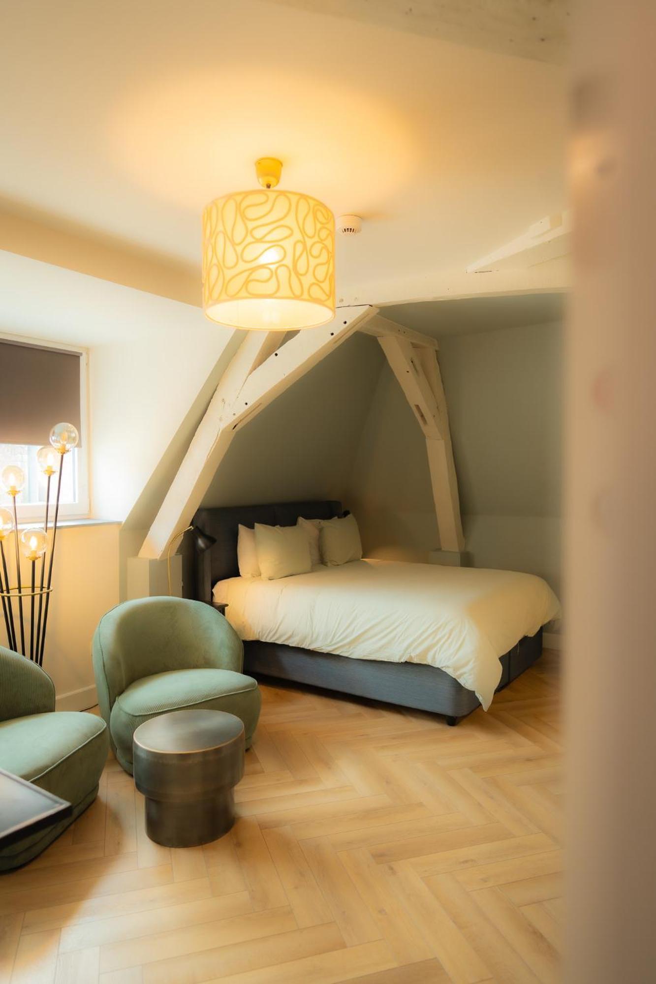 Hotel Grand Place مونس المظهر الخارجي الصورة