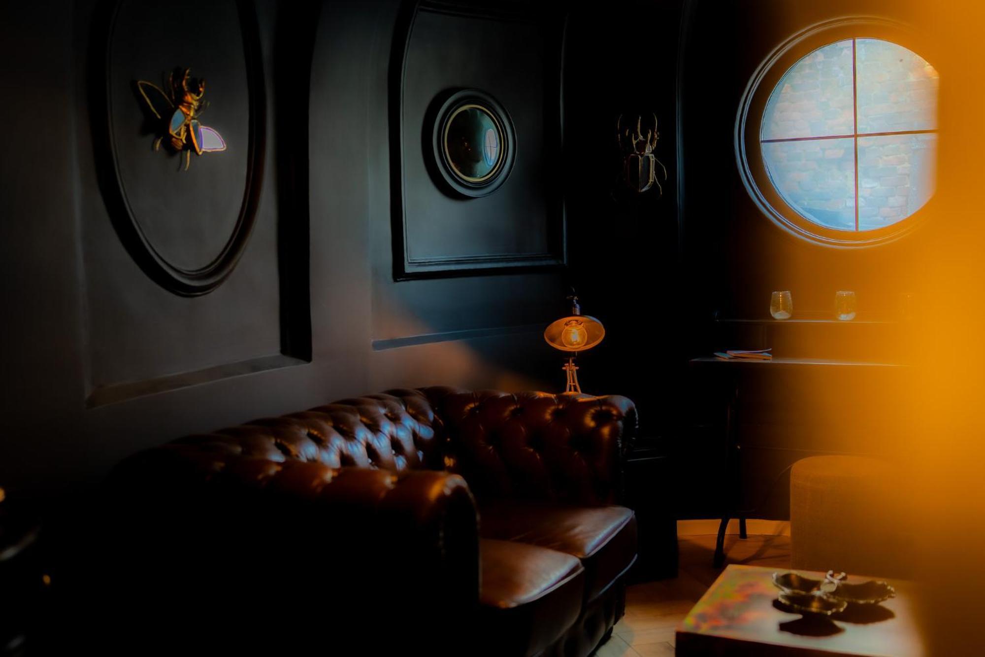 Hotel Grand Place مونس المظهر الخارجي الصورة