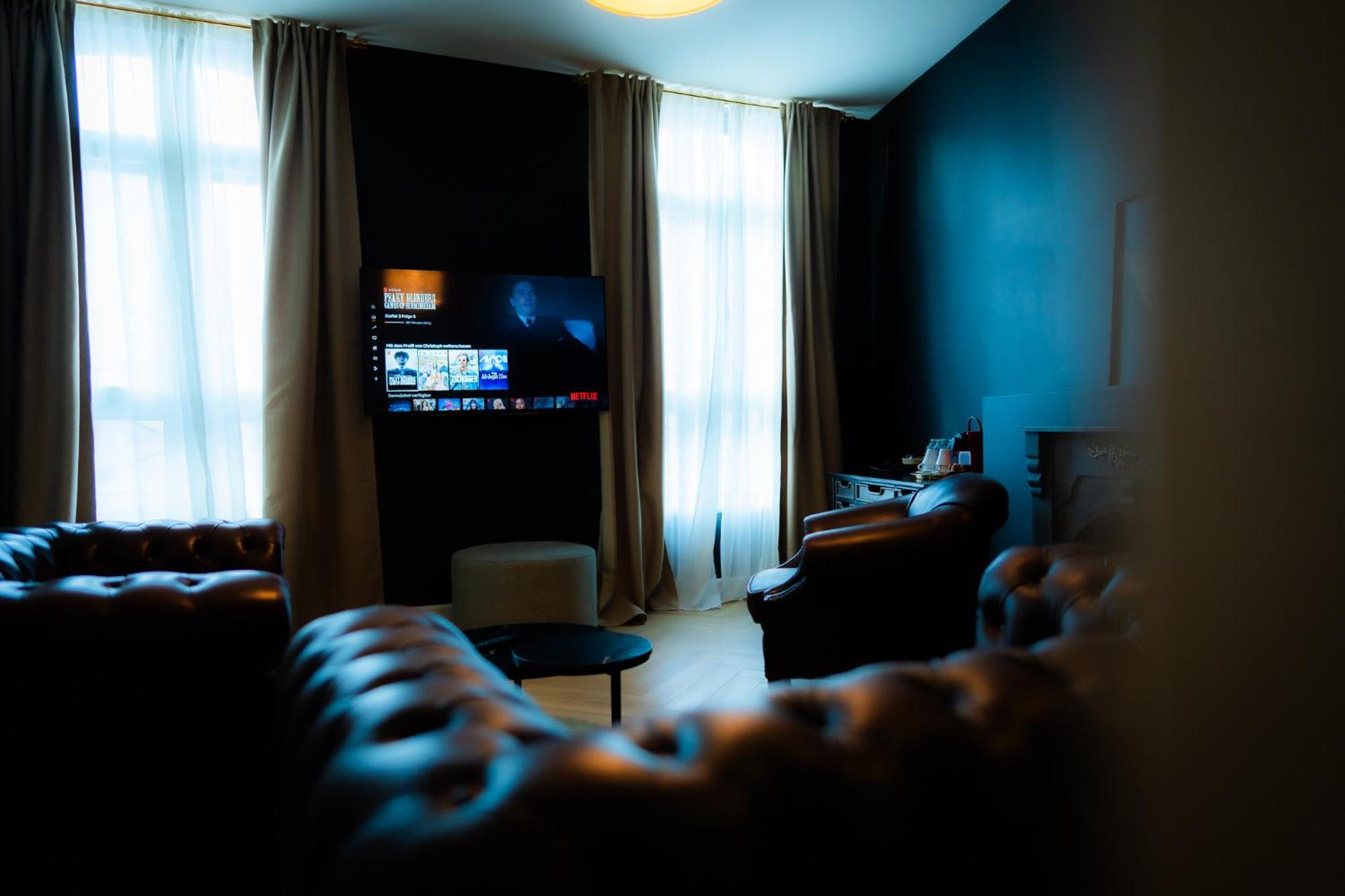 Hotel Grand Place مونس المظهر الخارجي الصورة