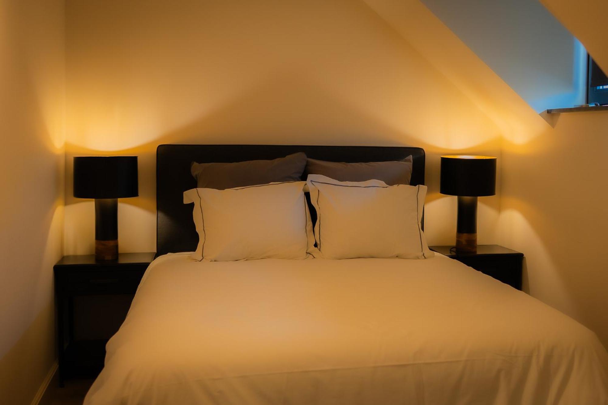 Hotel Grand Place مونس المظهر الخارجي الصورة