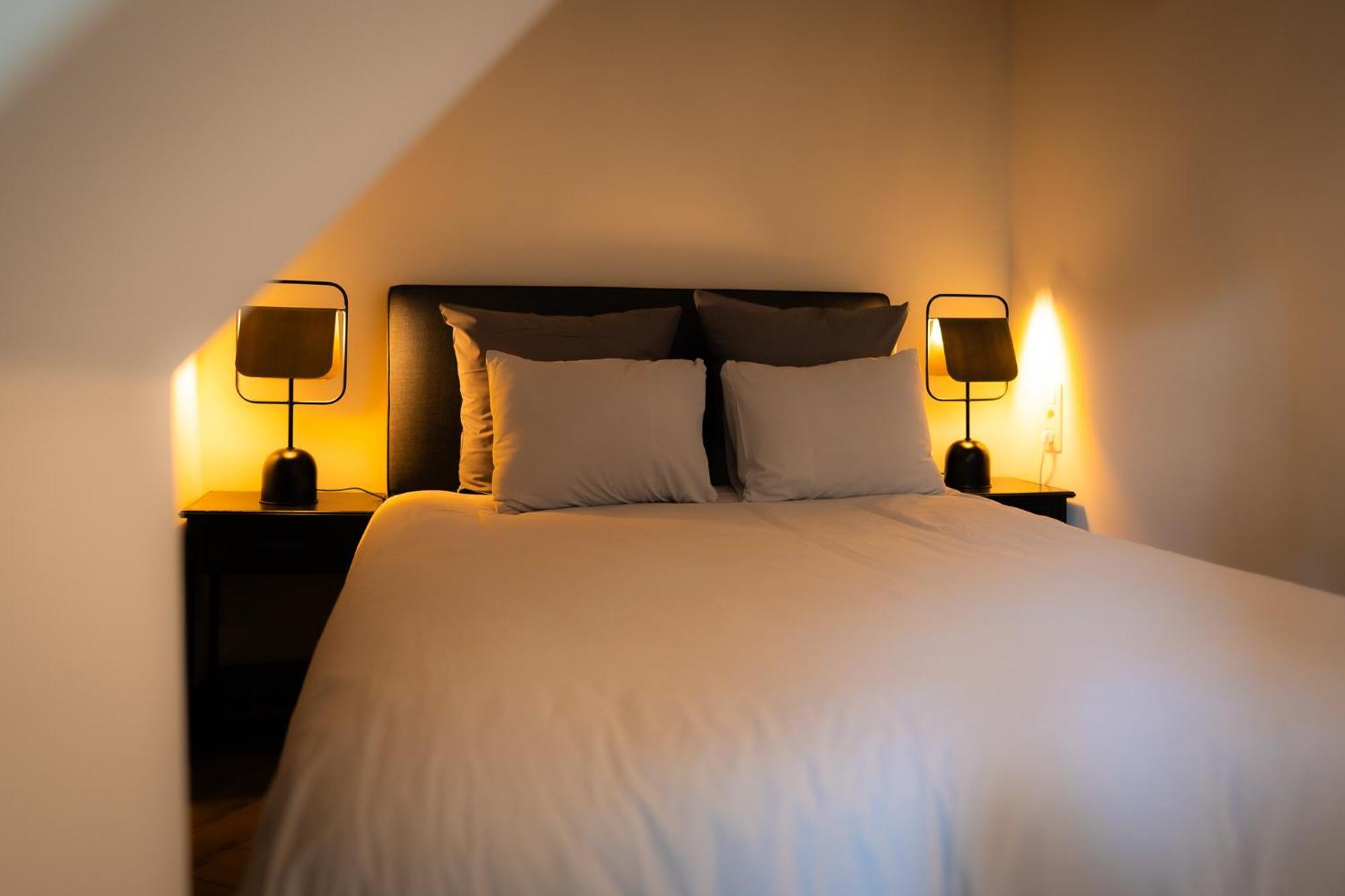 Hotel Grand Place مونس المظهر الخارجي الصورة