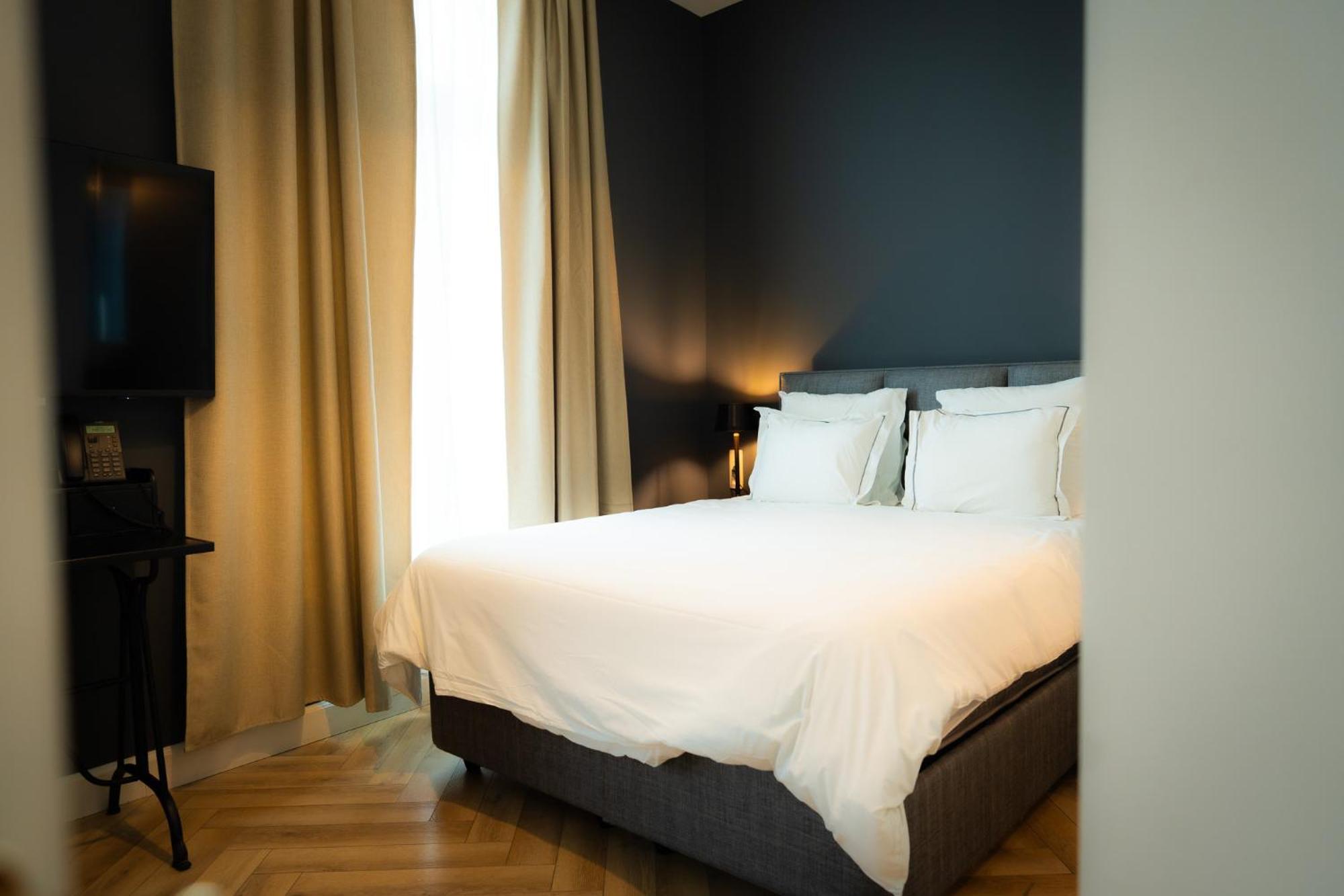 Hotel Grand Place مونس المظهر الخارجي الصورة